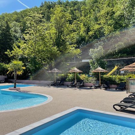 Camping Avec Piscine Et Riviere A Tournon Sur Rhone Ardeche 外观 照片