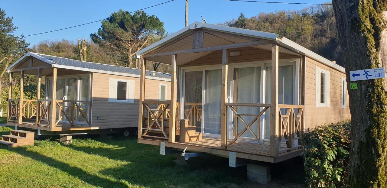 Camping Avec Piscine Et Riviere A Tournon Sur Rhone Ardeche 外观 照片